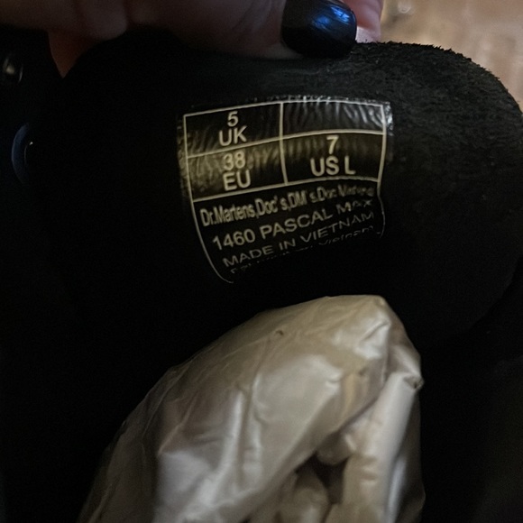 NEW Dr. Marten's 1460 PASCAL MAX LEATHER PLATFORM BOOTS - Picture 8 of 11